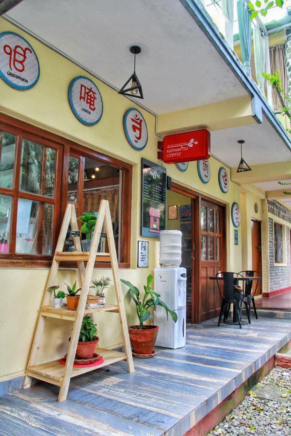 Gaurishankar Backpackers Hostel Pokhara Exterior foto