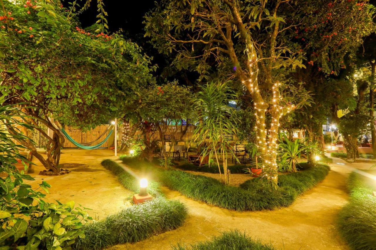 Gaurishankar Backpackers Hostel Pokhara Exterior foto